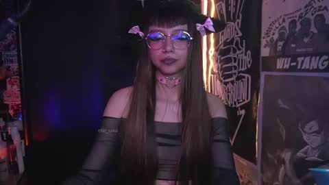 follow me on instagram .    online show from November 18, 2025, 12:38 am