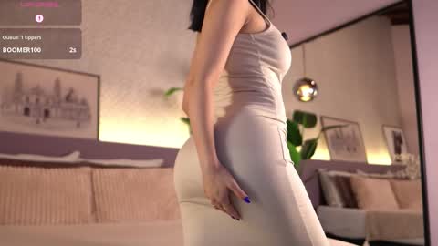 Elle Diane online show from October 13, 2025, 12:10 am