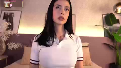 Snapshot of ellediane chatting on March 12, 2026, 11:00 pm Elle Diane online show from March 12, 2026, 11:00 pm