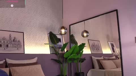 Snapshot of ellediane chatting on March 21, 2026, 10:57 pm Elle Diane online show from March 21, 2026, 10:57 pm