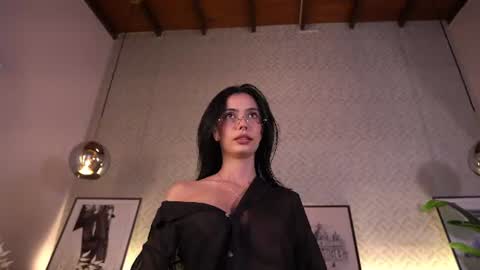 Elle Diane online show from July 3, 2026, 10:49 pm