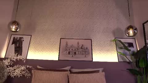 Elle Diane online show from July 13, 2026, 10:12 pm