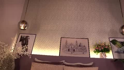Elle Diane online show from July 30, 2026, 10:53 pm