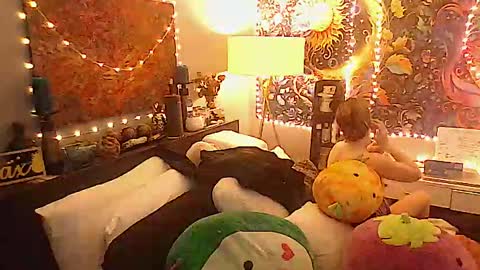 Lizzy Kay Petite online show from February 15, 2025, 11:25 pm