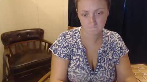 elle online show from September 14, 2025, 9:14 pm