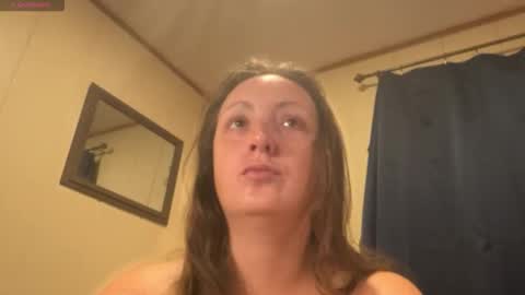 elle online show from November 12, 2025, 12:44 am