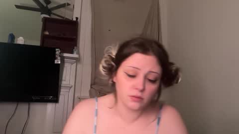 nautiellebbw online show from February 17, 2026, 8:22 am