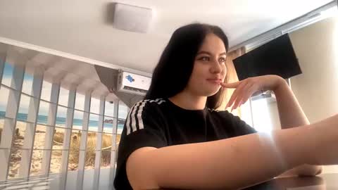 Snapshot of ellenstoler chatting on October 10, 2025, 11:09 am Ellen online show from October 10, 2025, 11:09 am