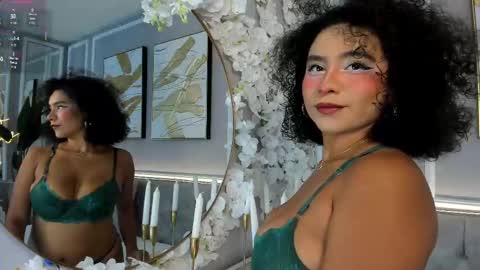 princess online show from November 13, 2025, 7:13 pm