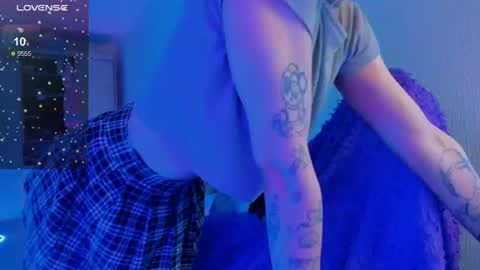 Ellie online show from August 7, 2026, 3:36 pm