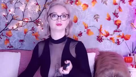 Elliana online show from October 27, 2025, 2:59 am