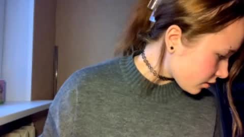 Michelle online show from December 15, 2025, 4:28 am