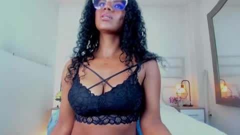  Ellie   online show from February 10, 2025, 4:25 pm