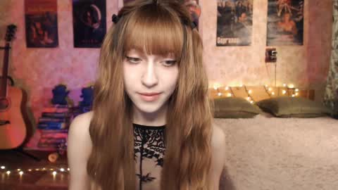 ellie_friendly online show from December 8, 2024, 11:51 pm