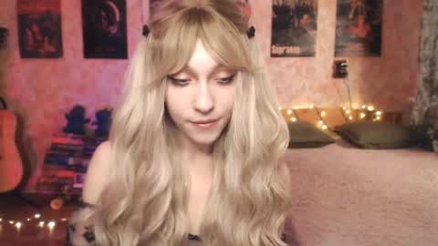 ellie_friendly online show from January 11, 2025, 12:33 am