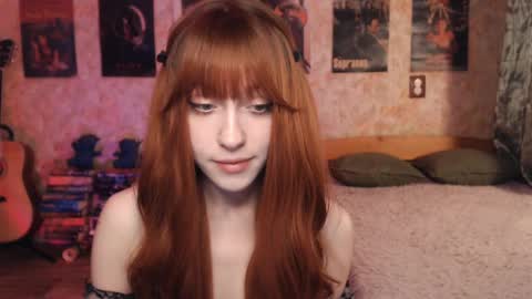 ellie_friendly online show from September 16, 2025, 11:39 pm
