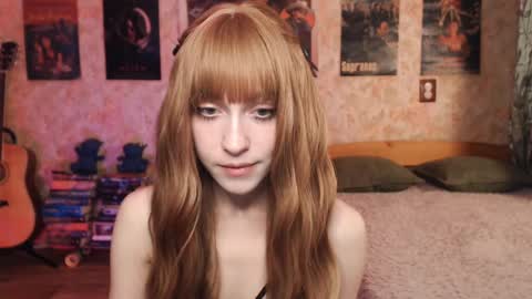 ellie_friendly online show from October 10, 2025, 11:26 pm