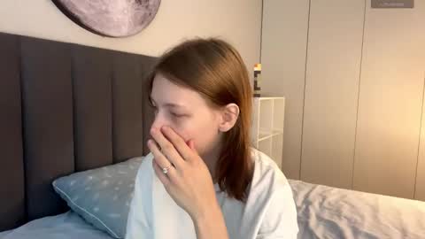 Ellie online show from September 21, 2025, 7:10 am