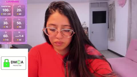 Snapshot of ellie_jones1 chatting on September 9, 2025, 1:49 am Ellie online show from September 9, 2025, 1:49 am