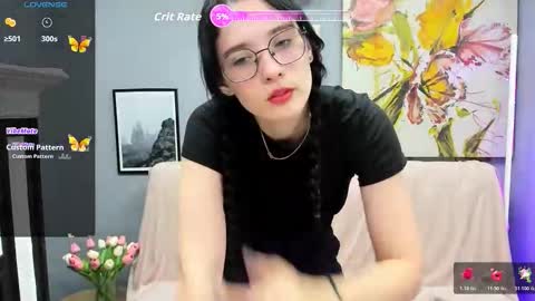 Snapshot of ellie_magic chatting on October 19, 2025, 6:03 am ellie_magic online show from October 19, 2025, 6:03 am