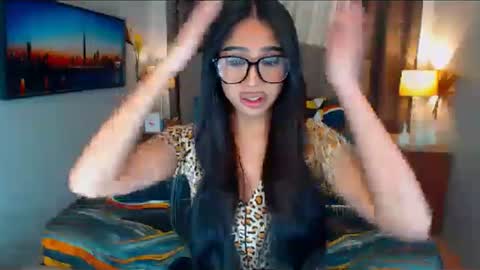 ellie online show from December 12, 2024, 3:21 am