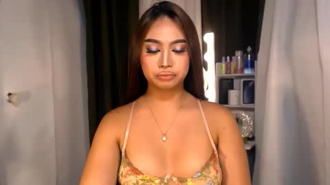 Snapshot of elliecummers chatting on March 10, 2026, 1:21 am ellie online show from March 10, 2026, 1:21 am