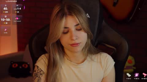 elliecutes online show from December 20, 2024, 8:49 am