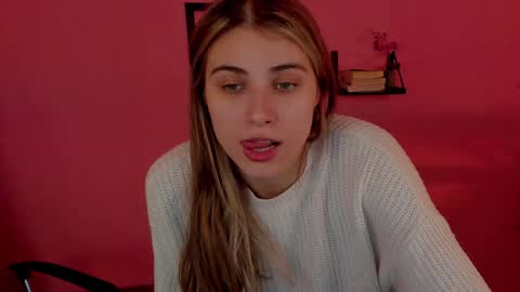 elliecutes online show from December 21, 2024, 6:02 pm