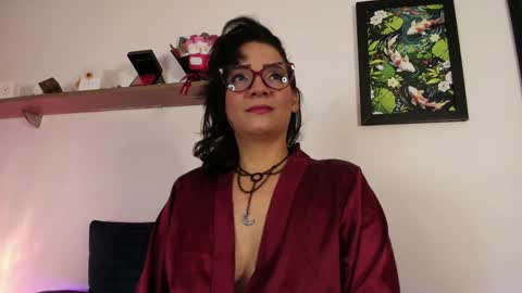 elliee1 online show from May 22, 2026, 11:49 am