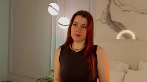 EllieLarson online show from February 1, 2026, 5:11 pm