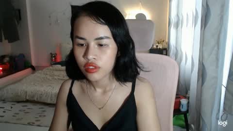 ellieyun online show from February 23, 2026, 4:43 am