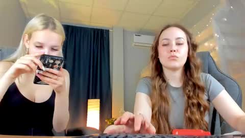 Elin online show from May 5, 2026, 2:47 pm