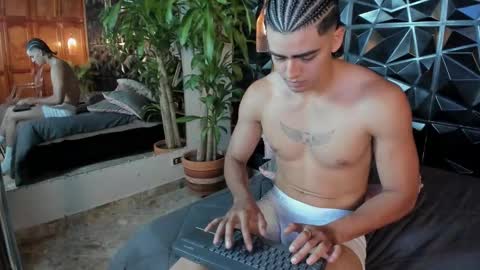 Snapshot of elliot_colton chatting on November 12, 2025, 9:25 pm Elloit Colton online show from November 12, 2025, 9:25 pm