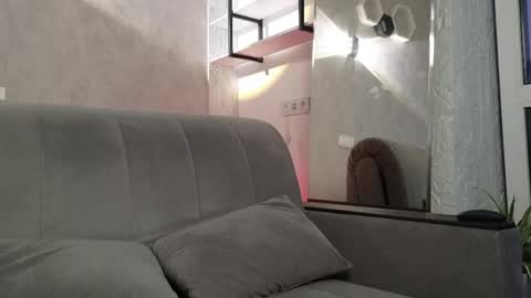 elliot_muscle04 online show from April 25, 2026, 4:48 pm