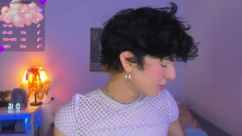 elliotvolkov online show from June 6, 2026, 2:22 pm