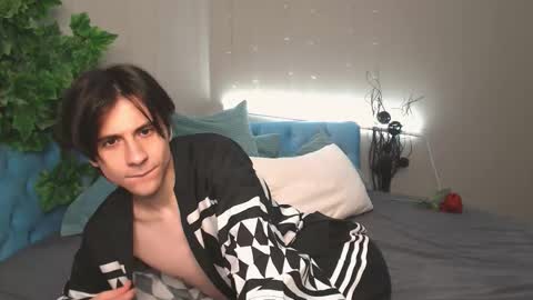 ellis_rin online show from October 22, 2025, 10:31 pm