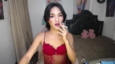 ELLORREY online show from October 13, 2025, 2:33 am