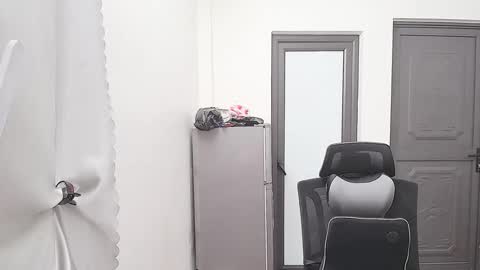 ellsa9x online show from October 7, 2025, 2:09 am