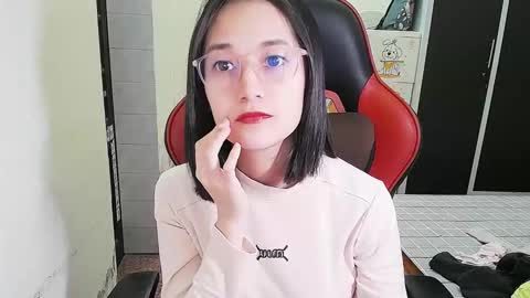 ellsa9x online show from November 15, 2025, 1:58 am