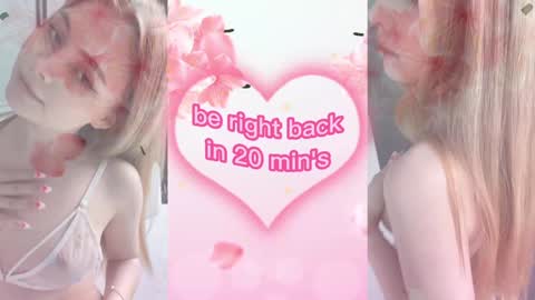 Snapshot of elly_ary chatting on December 11, 2024, 9:12 pm elly_ary online show from December 11, 2024, 9:12 pm