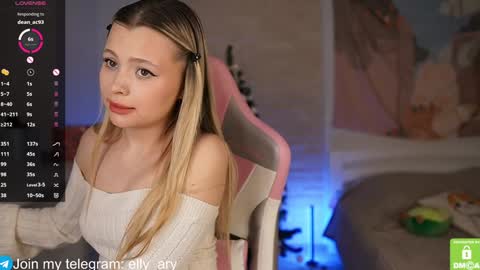 Snapshot of elly_ary chatting on January 5, 2025, 6:13 pm elly_ary online show from January 5, 2025, 6:13 pm