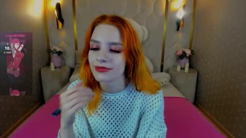 Elly online show from September 10, 2025, 3:12 pm