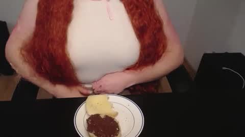 Elly online show from March 10, 2026, 6:35 pm