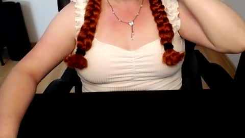Elly online show from June 16, 2026, 11:13 am
