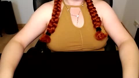 Elly online show from June 18, 2026, 6:46 am