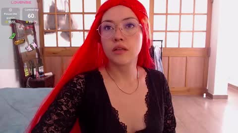 Snapshot of elly_uwuw chatting on December 11, 2024, 8:50 pm Emy Castro online show from December 11, 2024, 8:50 pm