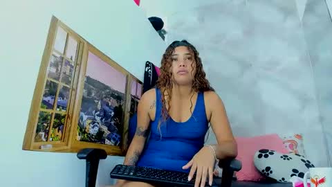 ellybloom online show from May 9, 2026, 2:11 pm