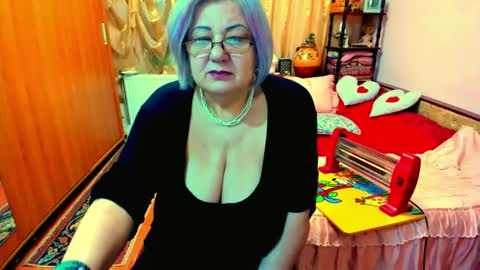 ellyhot53 online show from January 2, 2025, 2:46 pm
