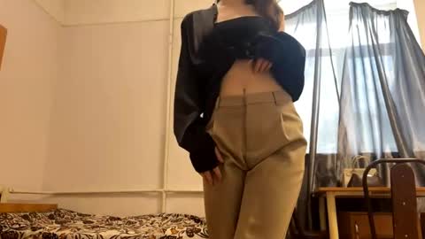 Sonya online show from May 18, 2026, 3:07 pm