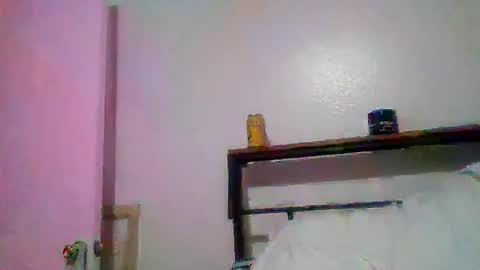 elmario24 online show from May 6, 2026, 9:36 am